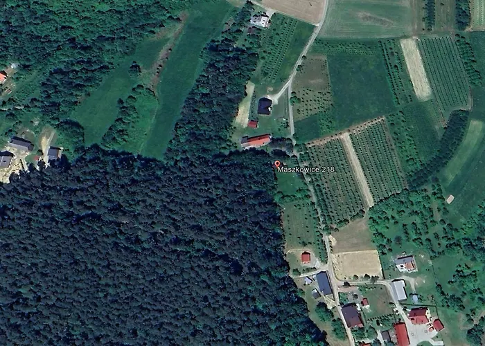 Nad Dunajcem Na Szczycie Gory Maszkowice